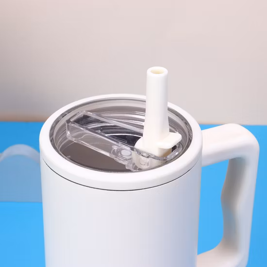 Taza de café de viaje de acero inoxidable con aislamiento de vaso termo al vacío reutilizable de 400 ml con pajita suave